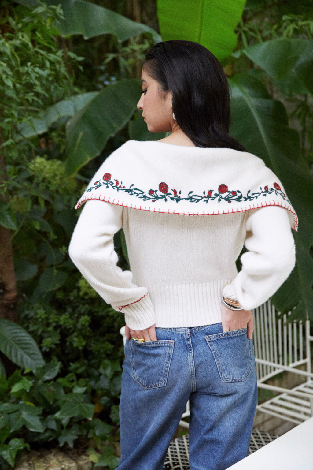 刺繡領口喀什米爾純羊毛毛衣 - 米色