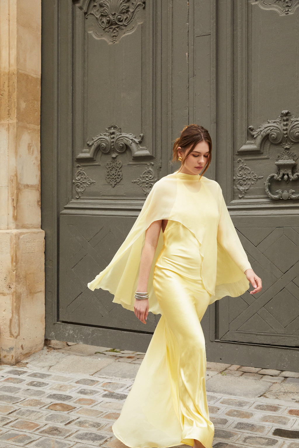 Robe Jaune Satin Etole Mariage 