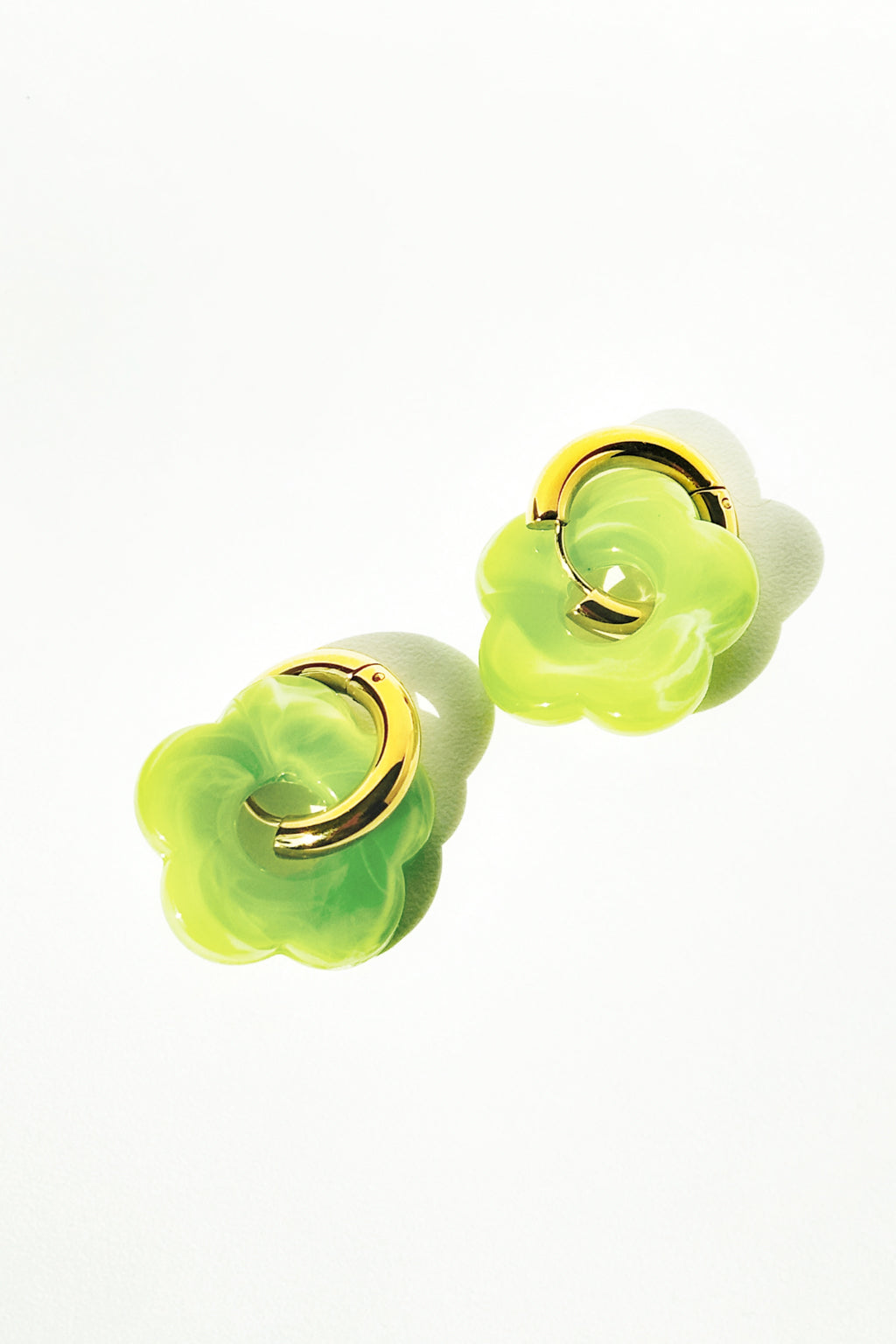 Boucles d'oreilles créoles fleurs